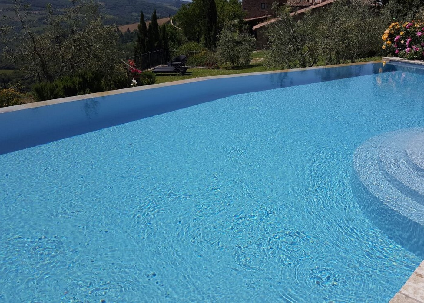 Realizzazione piscina sportiva in Toscana by Gardenpool